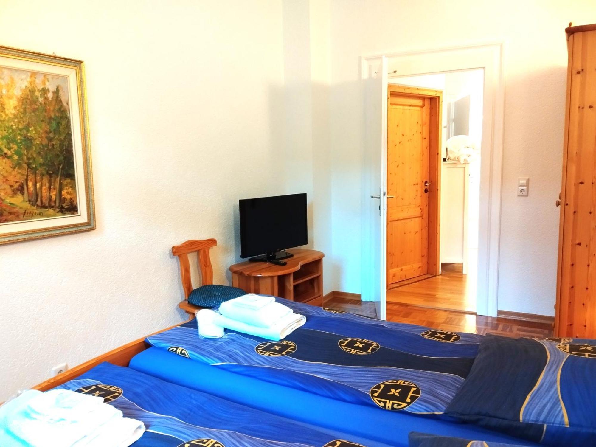 Appartementhaus Dr. Vetter Baden-Baden Zimmer foto